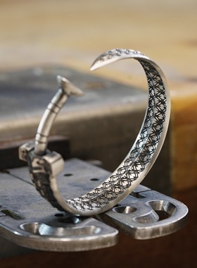 越王勾践手镯传统文化手工制作