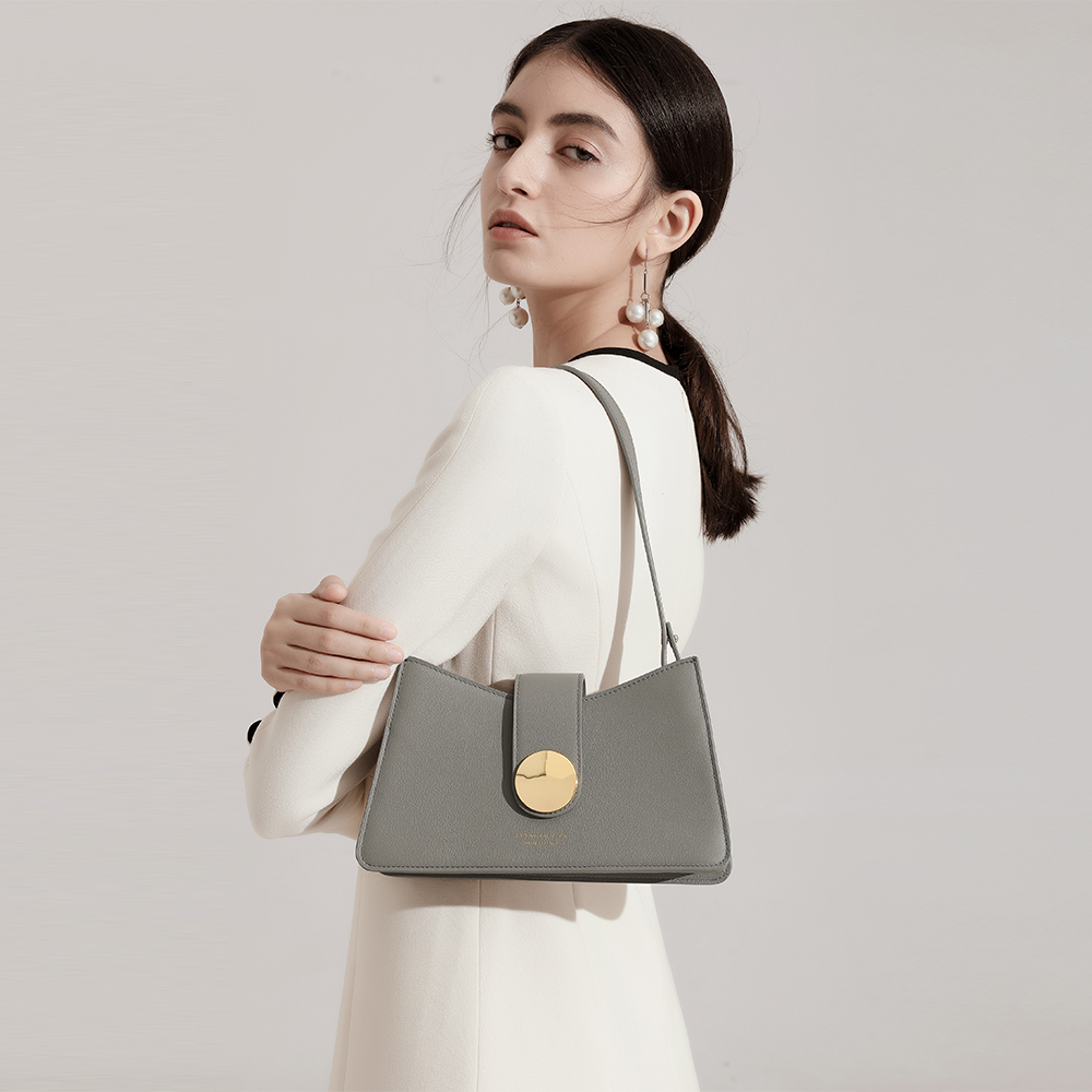 FinebagStudio2021夏季新款真皮腋下包法式法棍包女复古小众百搭