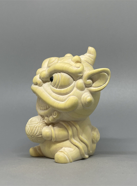 抱球招财舞狮黄杨木小摆件工艺品