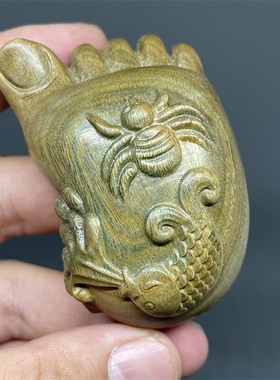 天然绿檀木精雕脚丫子文玩工艺品