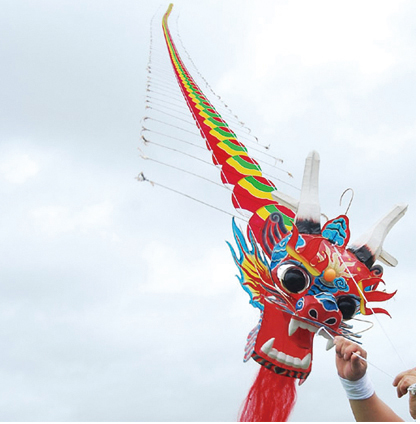 潍坊风筝代表作传统礼品手工艺龙头蜈蚣风筝同事领导送礼品