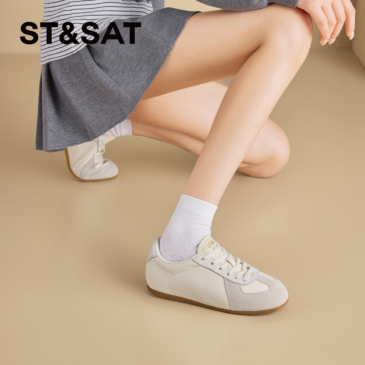 St&Sat/星期六春秋拼接系带德训鞋内增高休闲单鞋女SSE1112C0D,淘宝优惠券,粉丝福利购,淘宝优惠卷