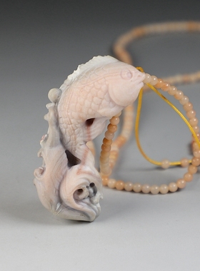 [原创]粉玛瑙鲤鱼跃龙门手工雕刻挂件樱桃石细链女款吊坠楼叔孤品