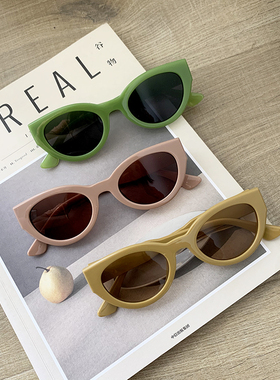新款网红时尚小框绿色墨镜