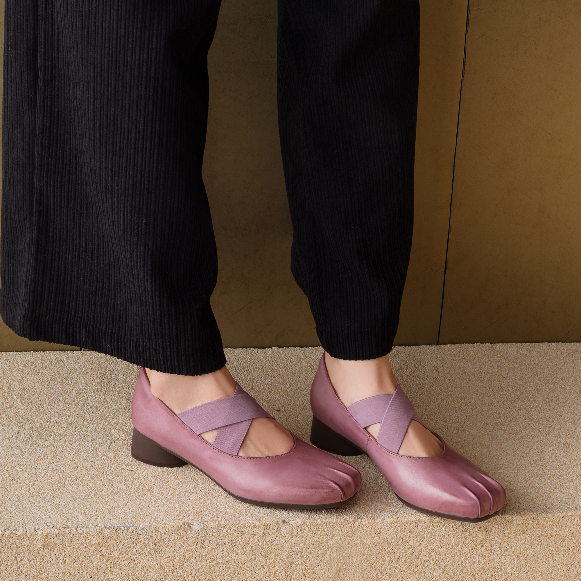 lorem香港 2026春季新款芭蕾舞鞋粗跟方头交叉松紧带浅口玛丽珍鞋,淘宝优惠券,粉丝福利购,淘宝优惠卷