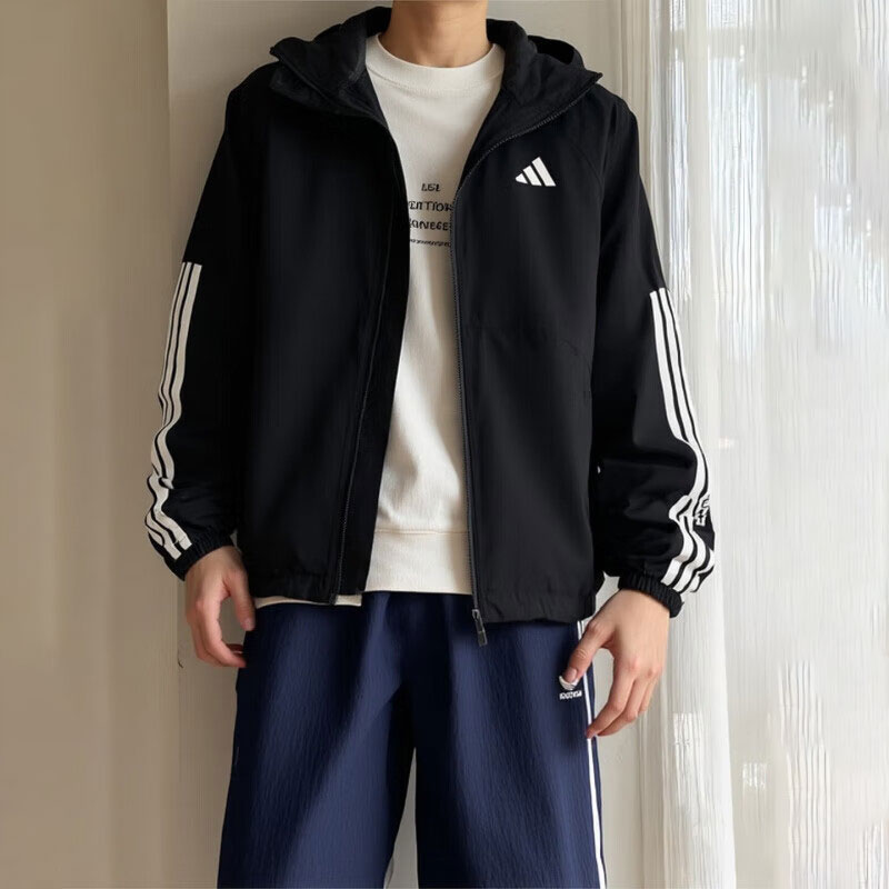 阿迪达斯男装2025秋季新款户外健身运动外套梭织连帽夹克JM1056 - 图1