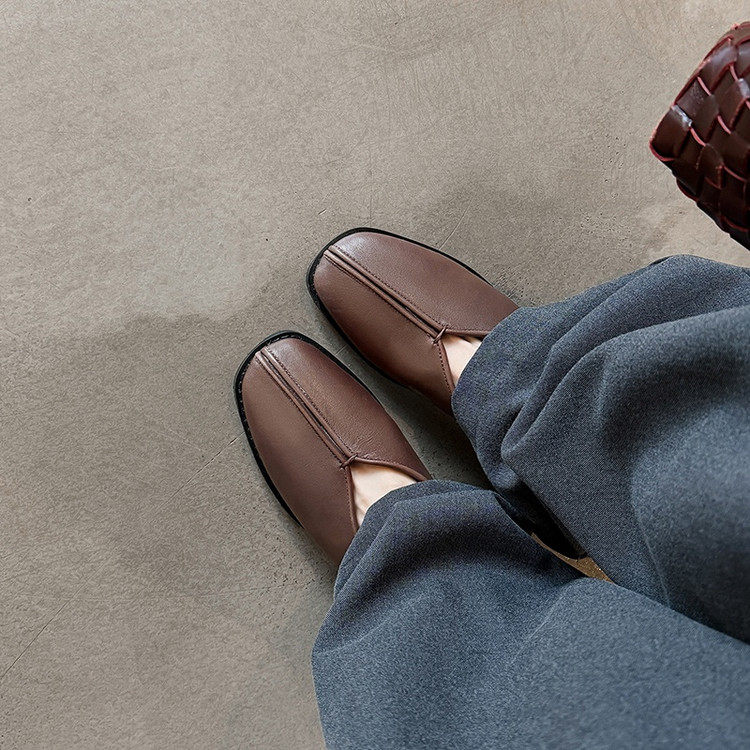 1.5cm方头平底橡胶2026早春新款深口单鞋简约低跟一脚蹬日常单鞋,淘宝优惠券,粉丝福利购,淘宝优惠卷