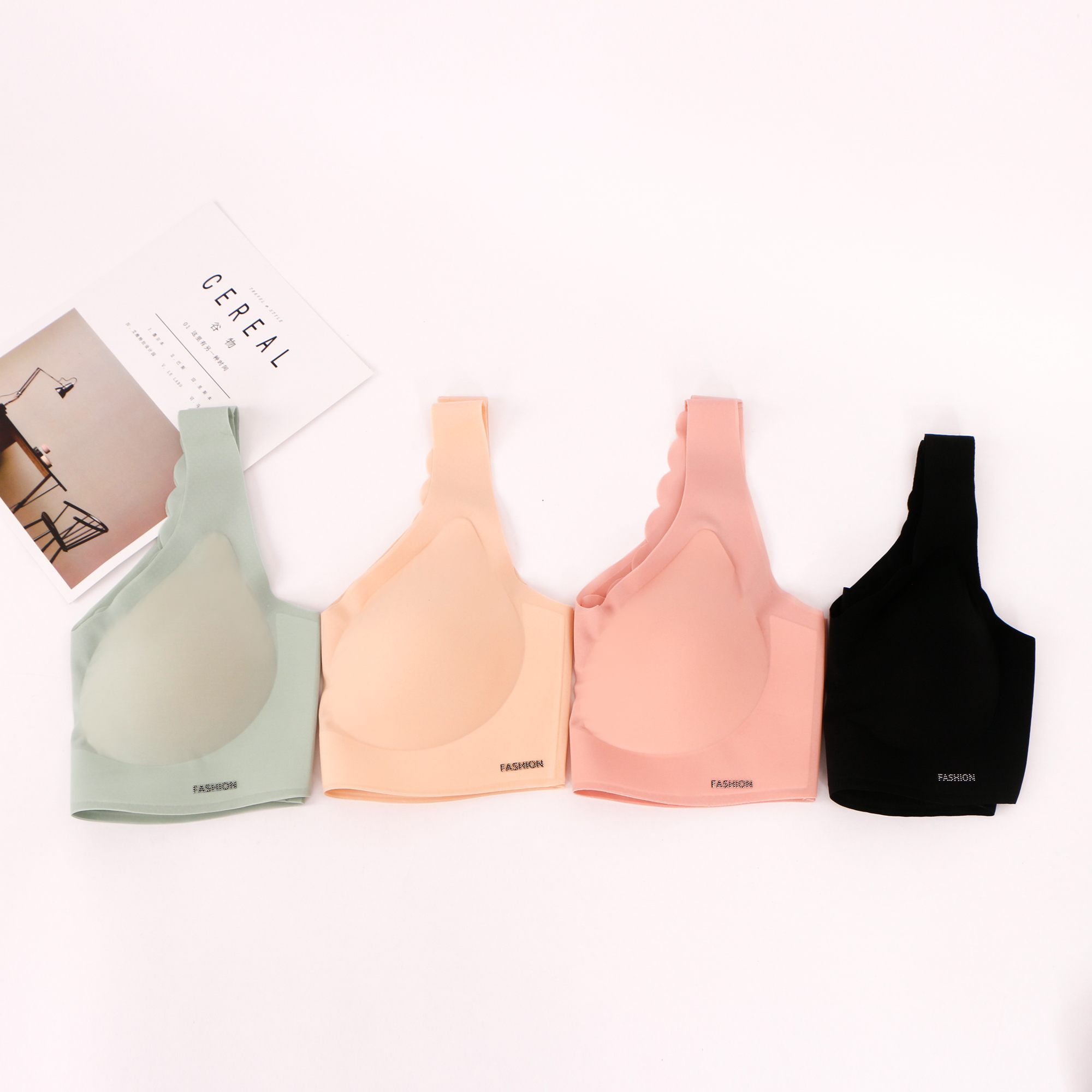 重黑科技 进口乳胶内衣乳木果抗螨聚拢无痕 92 小小疯 5 重黑科技 进口乳胶内衣乳木果抗螨聚拢无痕 92 小小疯 5