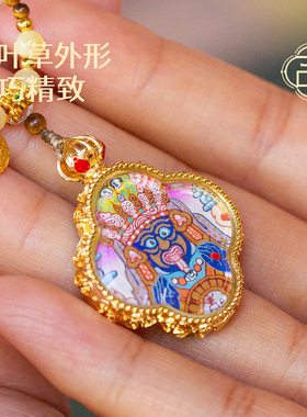 非遗唐卡大师手绘矿物颜料绘制