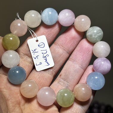 天然摩根石渐变糖果色手串女款海蓝宝绿柱石清新粉水晶。一物一图