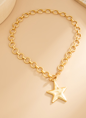 捶打纹五角星夹扁扣项链