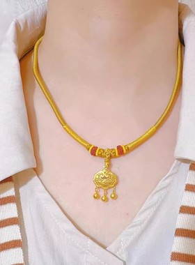 古法镀金如意平安锁吊坠莲花镂空