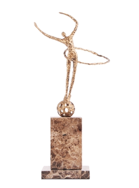 现代简约人物雕塑创意摆件样板间售楼处少众原创运动人物装饰品