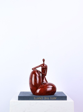 中古风复古风胖妞人物小雕塑创意摆件样板间售楼处金属人物装饰品