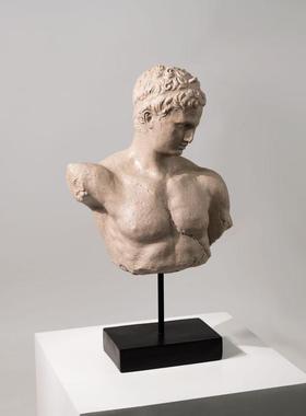 法式复古风树脂人物雕塑摆件样板间售楼处新中式人物创意装饰品