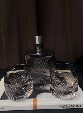 现代简约创意水晶玻璃高端酒具组合摆件样板间水吧区茶几桌面酒具