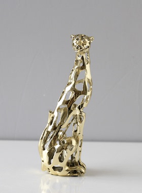 镂空豹子客厅电视柜摆件