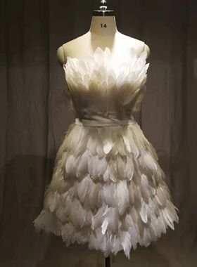 2023 MYYBLE Sexy Strapless Off the Shoulder Sleeveless Feath