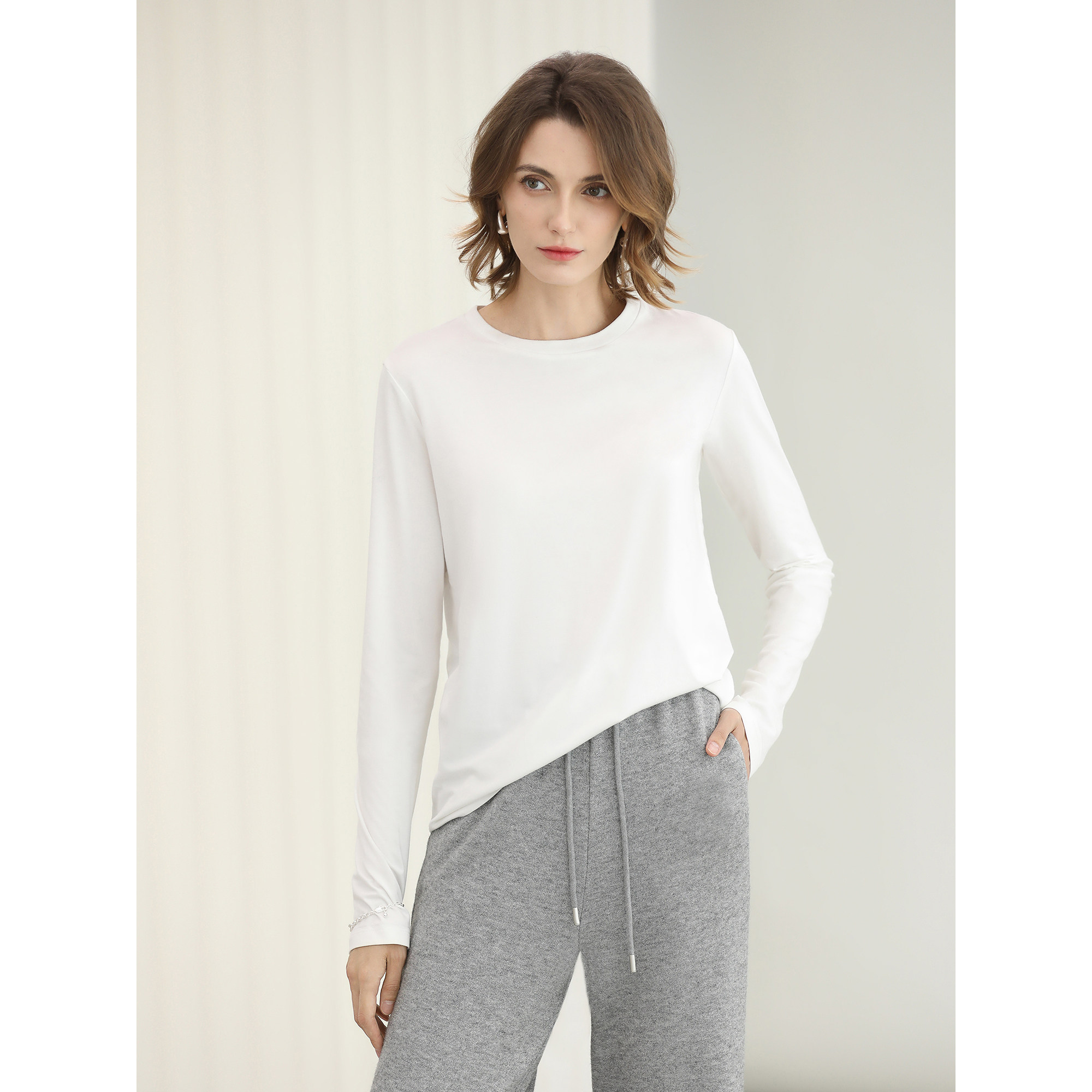 预售COCOBELLA细腻baby触感肌底衣长袖T恤女白色休闲打底衫TE909A,淘宝优惠券,粉丝福利购,淘宝优惠卷