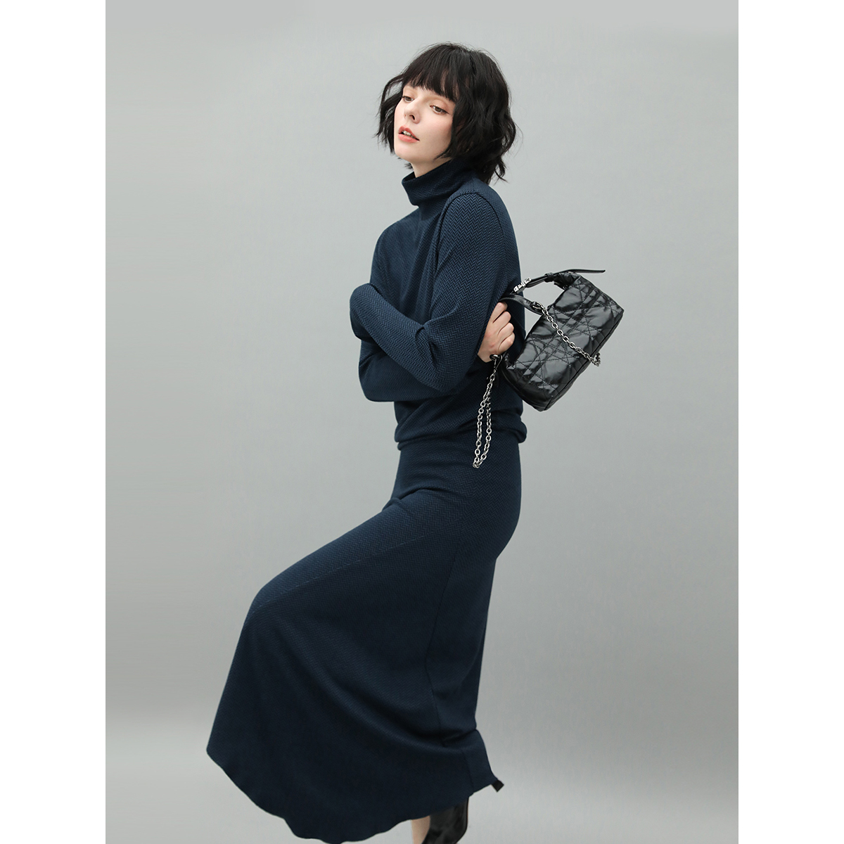 【3件5折】COCOBELLA优雅人字纹半身裙不对称针织裙长裙HS518 - 图0