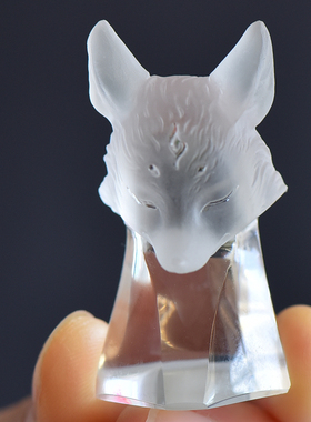 鲍氏九尾狐水晶吊坠男女款