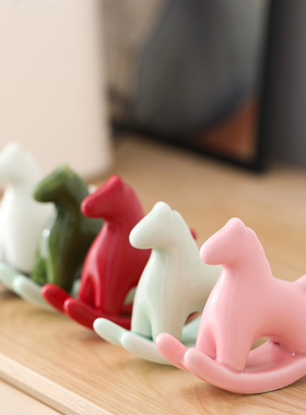 创意可爱摇摇马摆件简约陶瓷茶宠