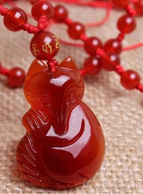 天然红玛瑙灵狐吊坠项链