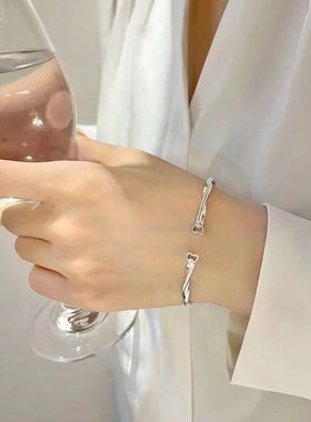 网红莫斯乌比环手镯女纯银夏ins小众设计高级感双层爱心镀银镯子