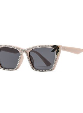 网红高级感小脸欧美猫眼复古墨镜男潮个性太阳眼镜女款年新款