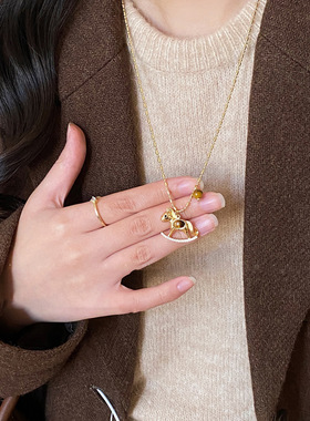 锆石虎眼石珍珠小马项链本命年美拉德复古锁骨链轻奢感项饰女