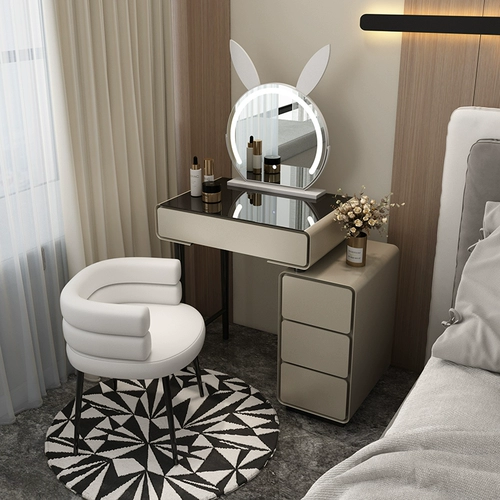 Сплошное дерево Новая небольшая квартира спальня современный минималистский легкий роскошный высокий высокий уровень