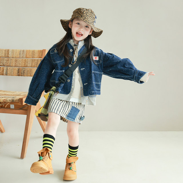 Big Ear Elephant Girls Pocket Denim Jacket ດູໃບໄມ້ລົ່ນໃຫມ່ຂອງເດັກນ້ອຍຄົນອັບເດດ: ຄົນອັບເດດ: ຊັ້ນສູງ