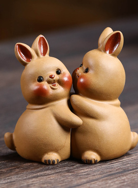 宜兴紫砂茶宠兔子摆件装饰可爱抱抱小兔家居创意桌面茶具茶道配件