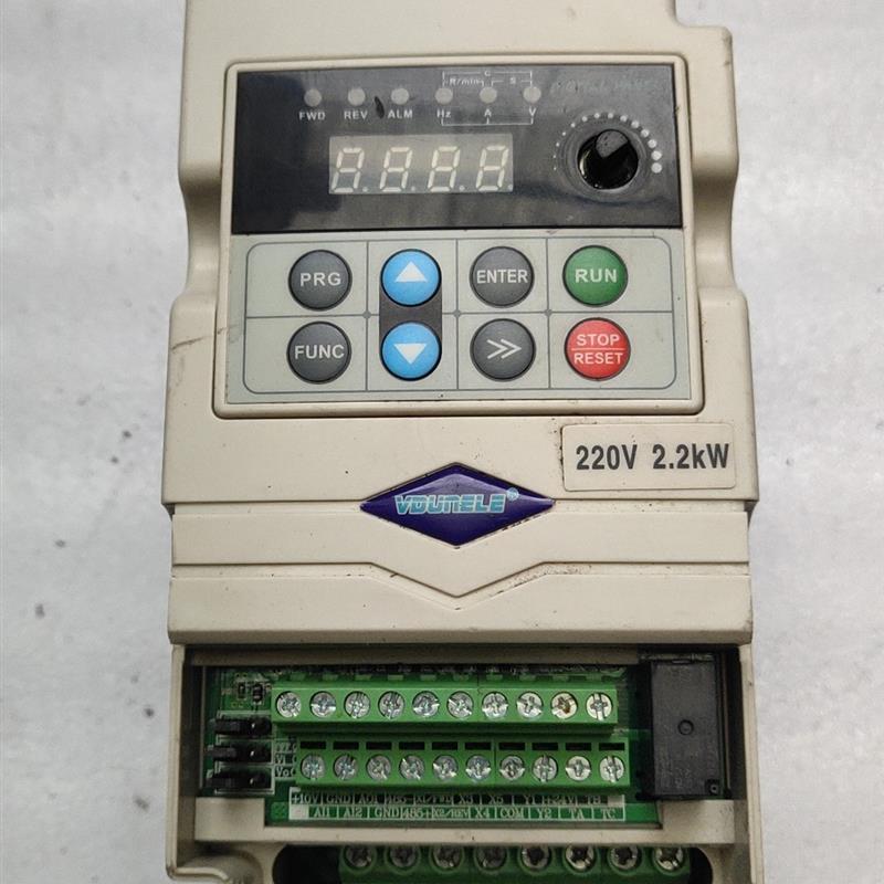 议价直拍不发：议价维盾变频器2.2KW,VFD6800B-G2R2/T2,实物 - 图1