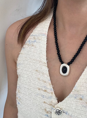 黑色串珠方形吊坠长款项链复古气质百搭银色叠戴小众高级感锁骨