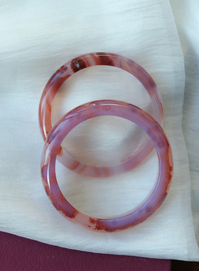 天然巴西进口朱砂玛瑙手镯