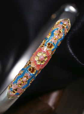 999足银古法描金珐琅彩宝相花开口款手镯 女款纯银镯子时尚款