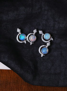 精品彩宝 天然欧珀裸石纯银镶嵌款吊坠 女款欧泊锁骨挂坠饰品