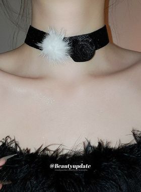 复古金丝绒花朵毛球颈链秋冬优雅气质百搭锁骨链轻奢高级感颈链女