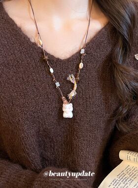 吊坠秋冬毛衣链项饰美拉德星星设计感时尚小猫复古亚克力小众项链