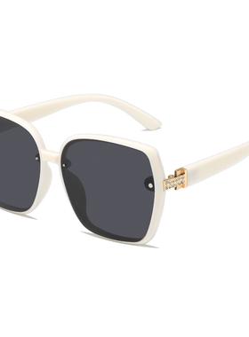 腾悦防紫外线方形潮流女偏光镜