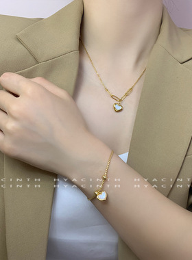 XKDDCT韩国东大门心形怀旧金手链