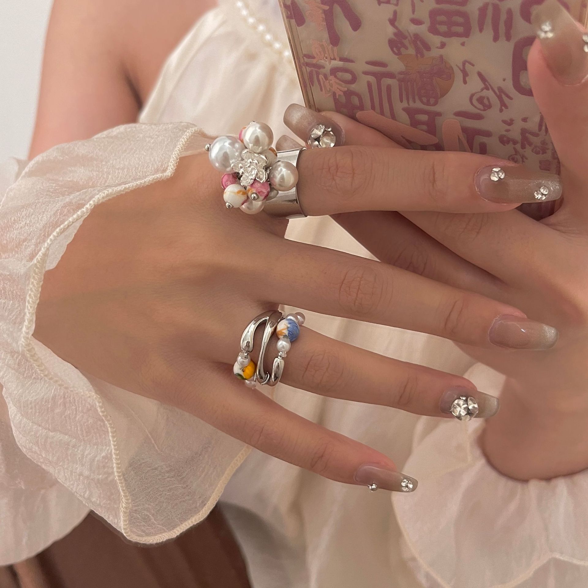 法式新款天然石琉璃珠可晃动花球戒指 ins复古高级感开口珍珠指环 - 图1
