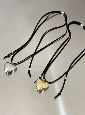 韩素希同款酷辣妹爱心系带颈圈