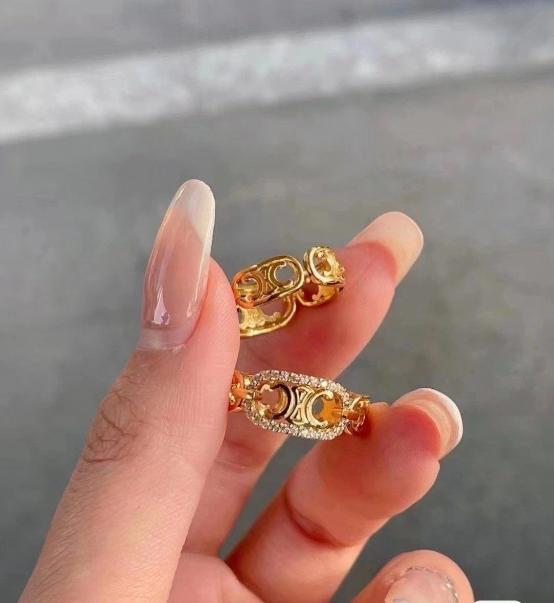 CEL高级感字母素圈高级感戒指女时尚个性ins冷淡风小众设计指环,淘宝优惠券,粉丝福利购,淘宝优惠卷