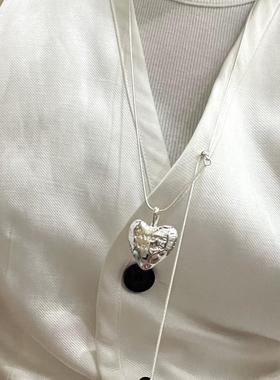 韩国东大门银白金属花纹爱心吊坠