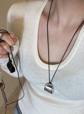 包包葡萄串项链一款多戴韩国小众设计款高级斜挎挂件女配饰毛衣链