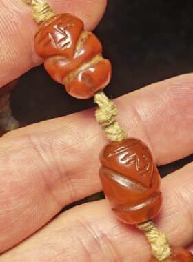 天然老红玛瑙富甲一方雕件龟甲寿纹手串男女款项链手饰品隔珠17mm