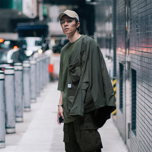 XPX 周柏豪MULTI POCKETS WITH PATCHES ARMY JACKET多口袋薄夹克 - 图1