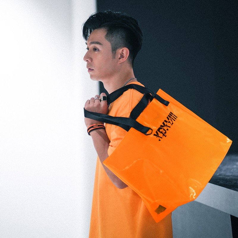 XPX 周柏豪 XPXVIII. POLYETHYLENE TOTE BAG 手挽袋手提袋 - 图1